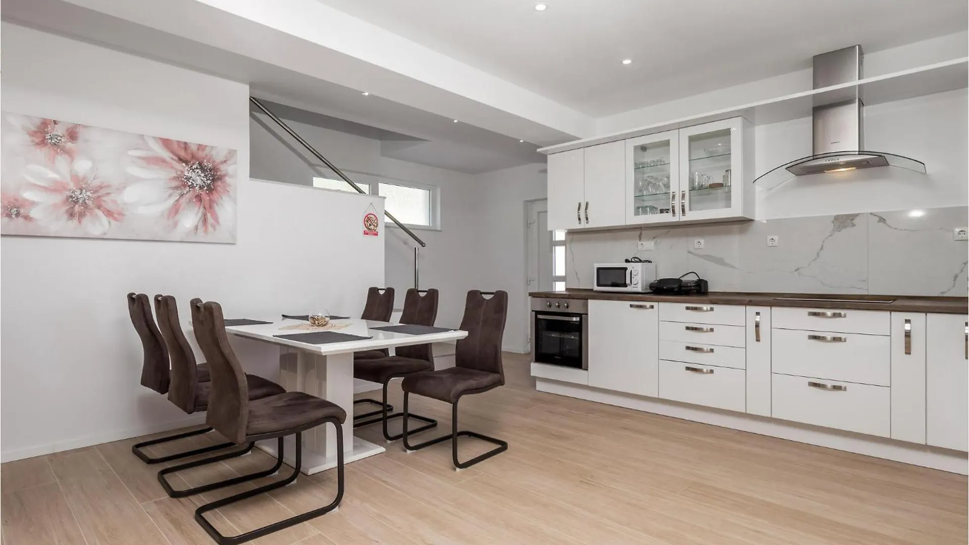 Gorgeous Home In Banjol With Kitchen
