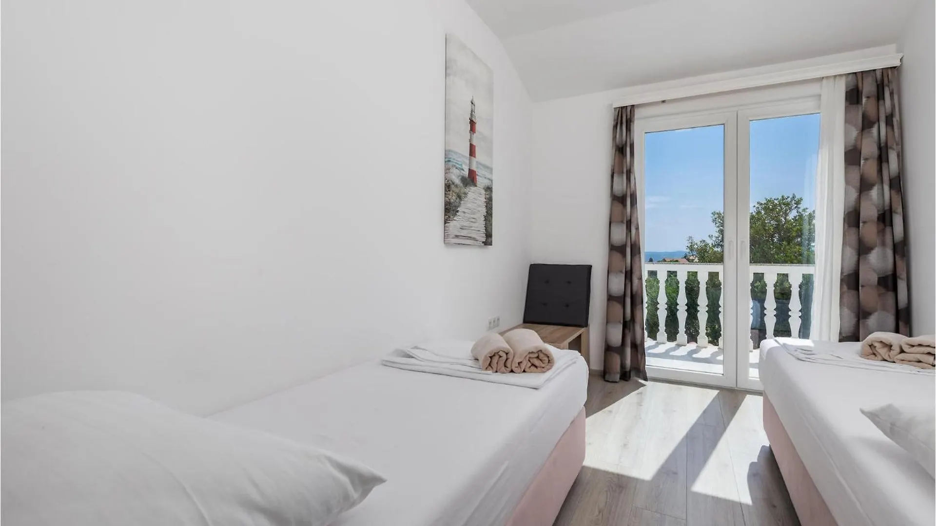 Gorgeous Home In Banjol With Kitchen Holiday home